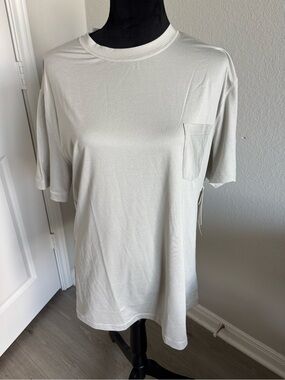 Vuori Men Vapor Heather Gray Tradewind Performance Tee Short Sleeve Shirt XL NWT